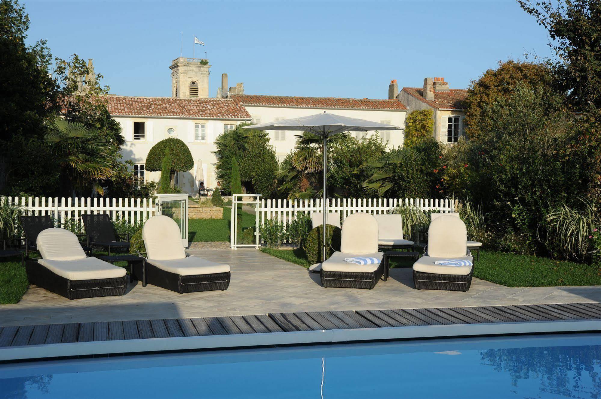 Hotel De Toiras 5*
